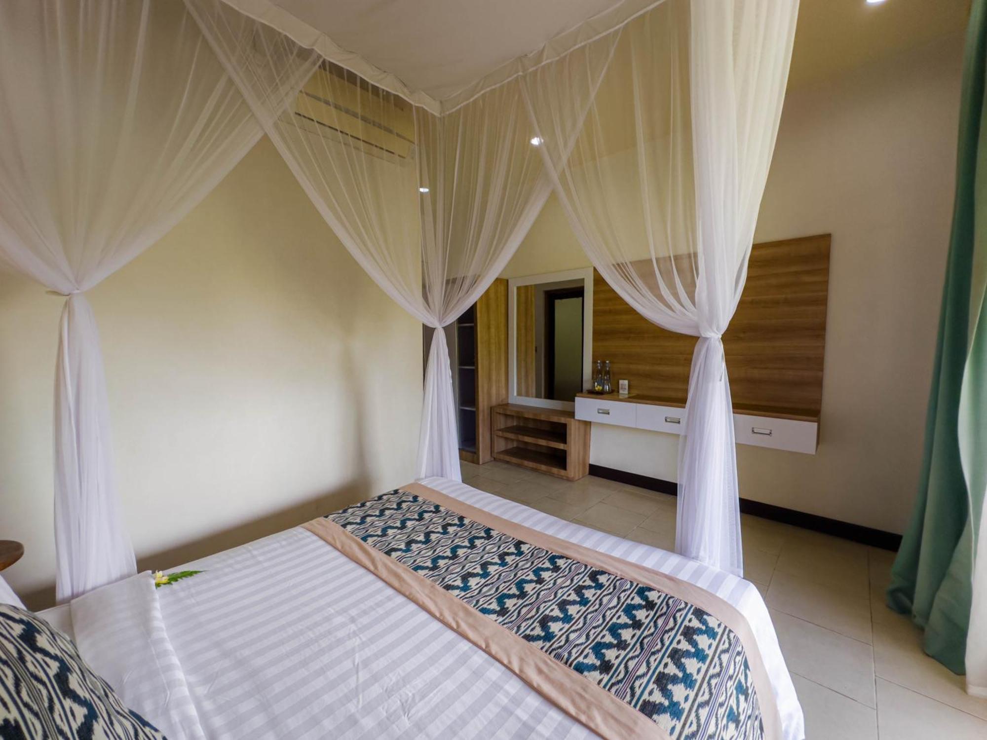 Ubud Sari Health Resort Exterior photo