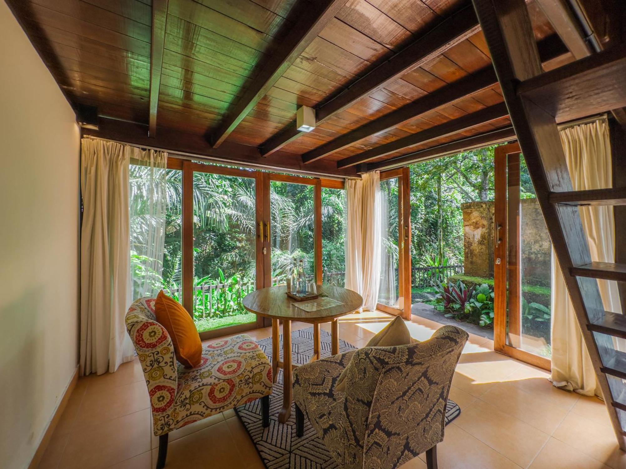 Ubud Sari Health Resort Exterior photo